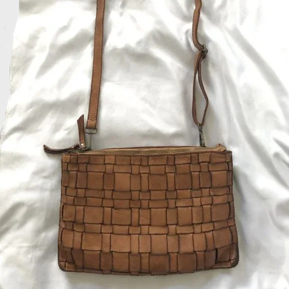 Costanza discount rota purse